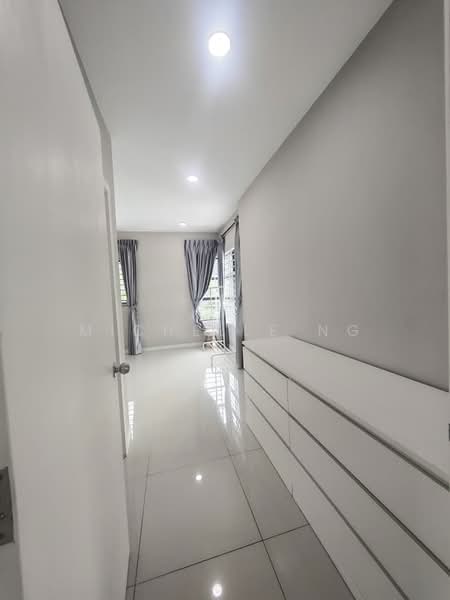 Condominium for Rent at Ujana Executive Apartment - Michelle Ng - Corridor - PropertyGuru.com.my