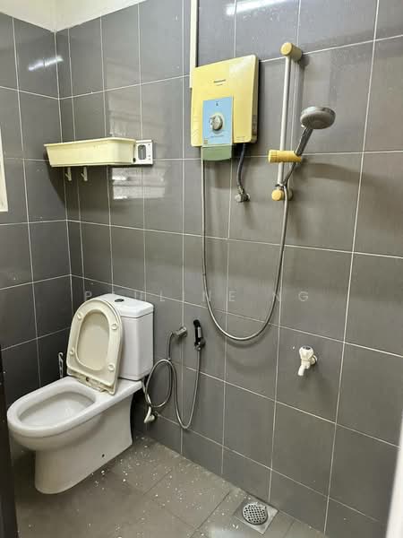 Rumah Teres 1 Tingkat untuk Disewa di Johor Bahru (Johor) - Pauline Ng - Bathroom - PropertyGuru.com.my