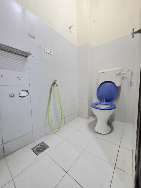 1-storey Terraced House for Sale in Taman Sri Rantau (Kapar) - Wan Azlan Ahmad - PropertyGuru.com.my