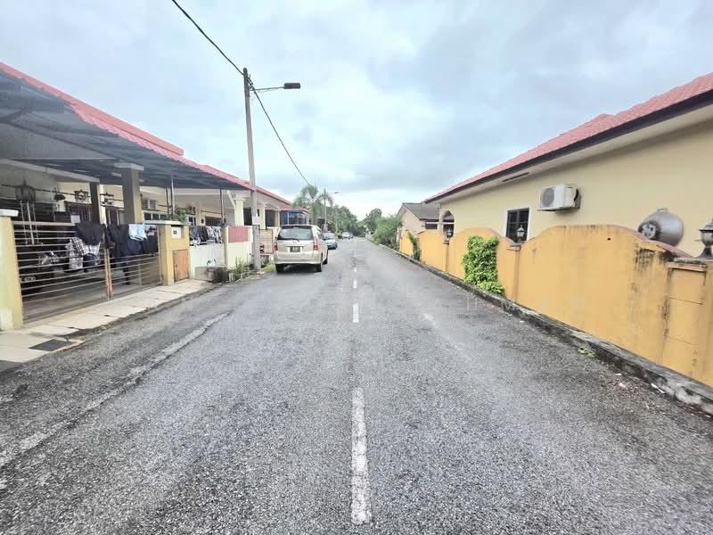 1-storey Terraced House for Sale in Taman Sri Rantau (Kapar) - Wan Azlan Ahmad - PropertyGuru.com.my