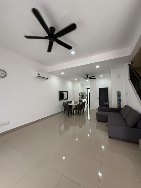 2-storey Terraced House for Rent in Johor Bahru (Johor) - Pauline Ng - Living Room - PropertyGuru.com.my