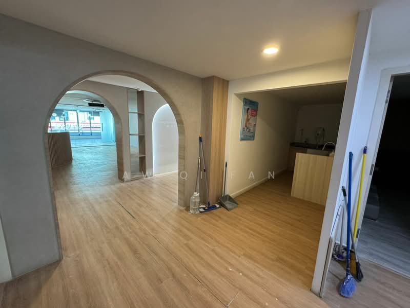 Shop / Office for Rent in Bandar Puteri Puchong (Puchong) - Aw Qi Fan - Interior - PropertyGuru.com.my