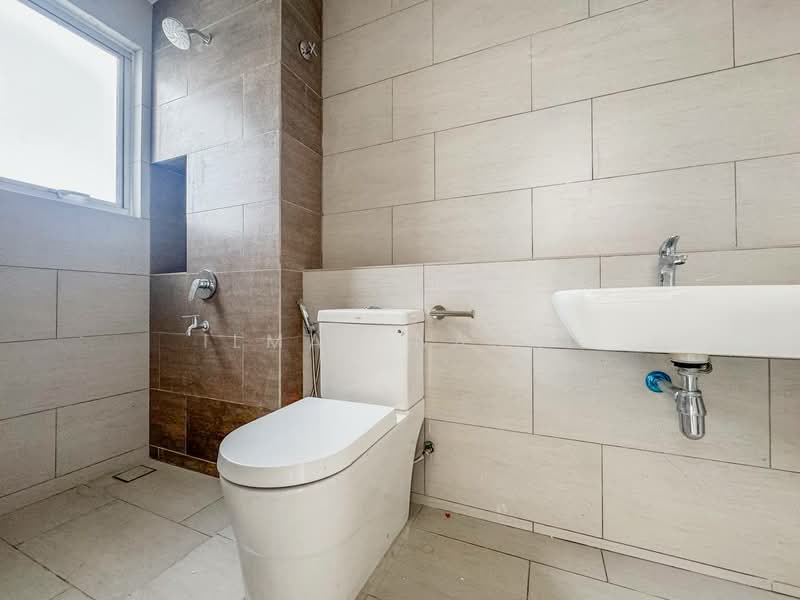 2-storey Terraced House for Sale in Semenyih (Selangor) - Ilman Nahri - Bathroom - PropertyGuru.com.my