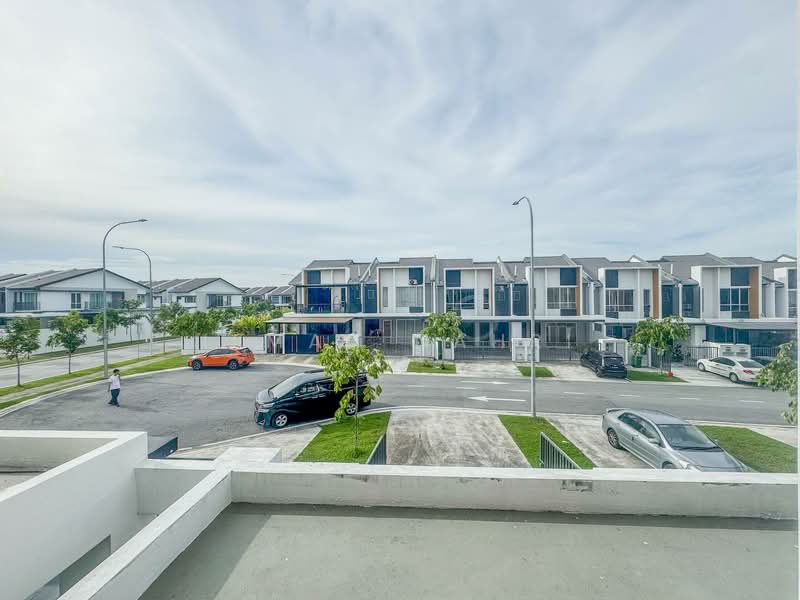 2-storey Terraced House for Sale in Semenyih (Selangor) - Ilman Nahri - Exterior - PropertyGuru.com.my