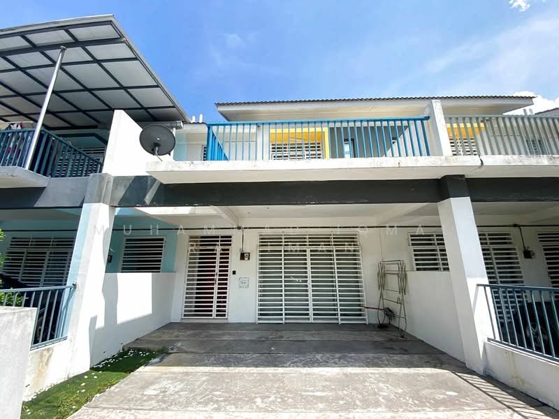 2-storey Terraced House for Sale in Pantai Sepang Putra (Sepang) - Muhammad Iqmal Rahiman - Exterior - PropertyGuru.com.my
