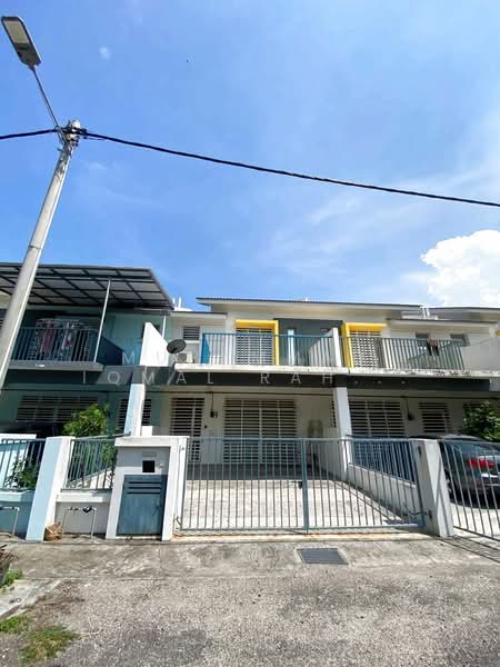 2-storey Terraced House for Sale in Pantai Sepang Putra (Sepang) - Muhammad Iqmal Rahiman - Exterior - PropertyGuru.com.my