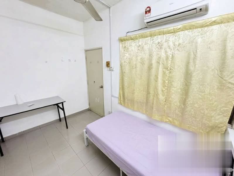 Bungalow for Rent in TTDI Hills (Kuala Lumpur) - Elynn Chia - Bedroom - PropertyGuru.com.my