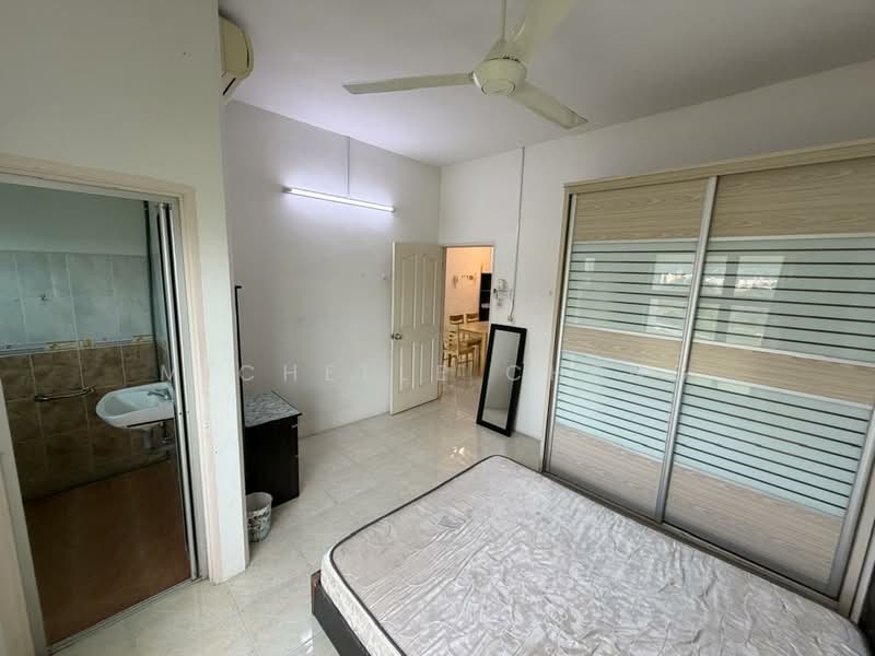 Kondominium untuk Dijual di Sky Home, Tambun - Michelle Cheng - Bedroom - PropertyGuru.com.my
