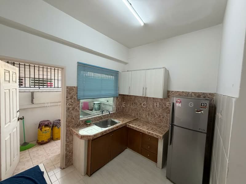 Kondominium untuk Dijual di Sky Home, Tambun - Michelle Cheng - Kitchen - PropertyGuru.com.my