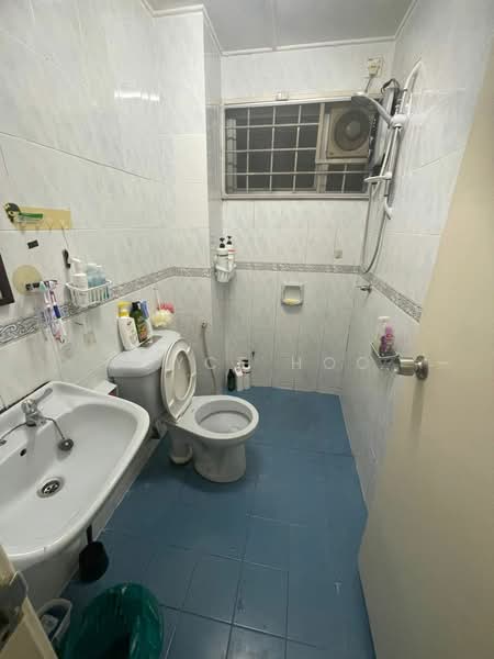 Pangsapuri untuk Disewa di Pangsapuri Sri Camellia - Joyce Hoo - Bathroom - PropertyGuru.com.my
