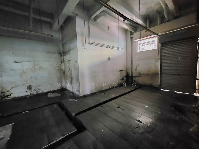 Kedai untuk Disewa di Taman Gaya (Ulu Tiram) - May Chong - Interior - PropertyGuru.com.my