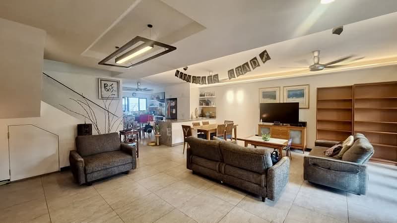 2-storey Terraced House for Sale in Damansara Heights (Kuala Lumpur) - Joey Lim - Living Room - PropertyGuru.com.my