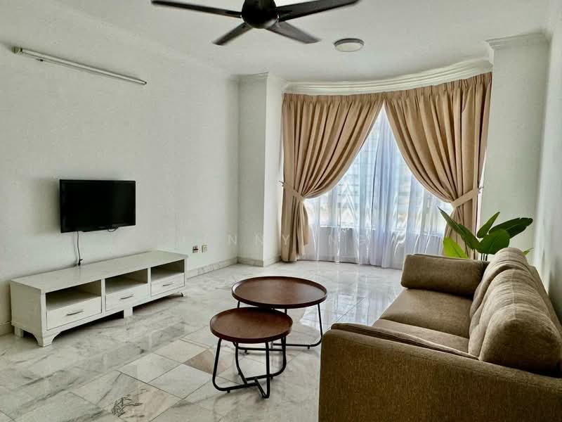 Kondominium untuk Disewa di Endah Regal Condominium - Jenny Ng - Living Room - PropertyGuru.com.my