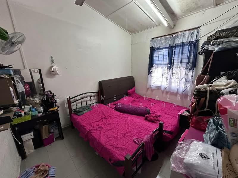 Rumah Teres 1 Tingkat untuk Dijual di Taman Bukit Mewah (Kajang) - Muhammed Nazri bin Mustapha - Bedroom - PropertyGuru.com.my
