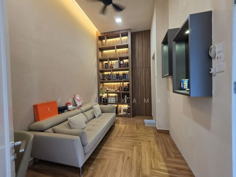 Twin Villa for Sale in Taman Melawati (Ulu Kelang) - Farah Kamal - Living Room - PropertyGuru.com.my