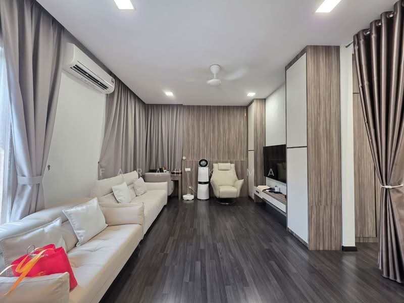 Twin Villa for Sale in Taman Melawati (Ulu Kelang) - Farah Kamal - Living Room - PropertyGuru.com.my