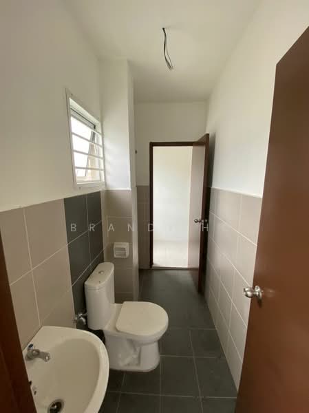 2-storey Terraced House for Sale in Sepang (Selangor) - Brandy Ho - Bathroom - PropertyGuru.com.my