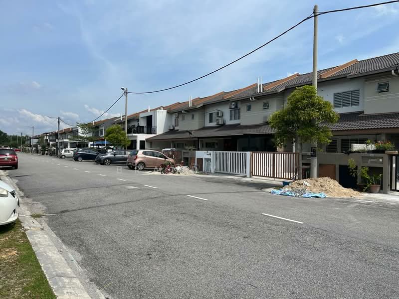 2-storey Terraced House for Sale in Sepang (Selangor) - Brandy Ho - Exterior - PropertyGuru.com.my
