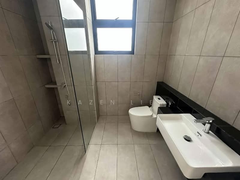 3-storey Terraced House for Sale in Petaling Jaya (Selangor) - Kazen Liew - Bathroom - PropertyGuru.com.my