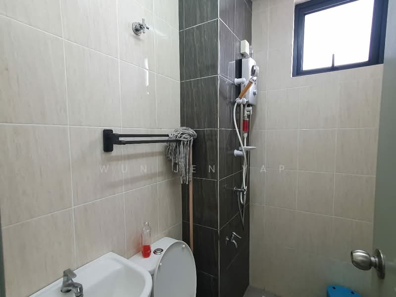 Condominium for Rent at Vista Bangi - Wun Jen Yap - Bathroom - PropertyGuru.com.my