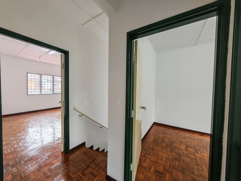 Rumah Teres 2 Tingkat untuk Dijual di Kayu Ara (Selangor) - Yeevy Lee - Interior - PropertyGuru.com.my