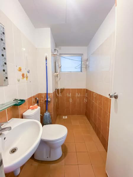 Condominium for Sale at Pearl Avenue - Muhammed Nazri bin Mustapha - Bathroom - PropertyGuru.com.my
