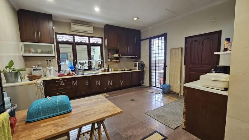 Semi-Detached House for Sale in Ampang Jaya (Ampang) - Amenny Chua - Kitchen - PropertyGuru.com.my