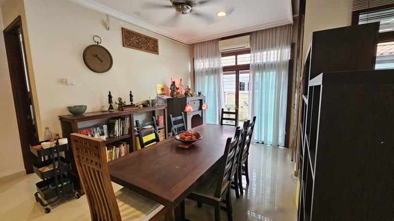 Semi-Detached House for Sale in Ampang Jaya (Ampang) - Amenny Chua - Dining Room - PropertyGuru.com.my