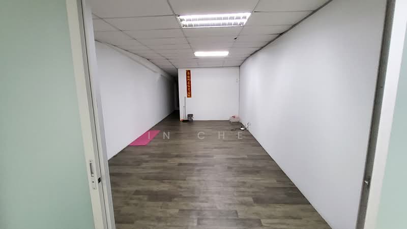 Factory for Rent in Taman Desa Cemerlang (Ulu Tiram) - Jin Chew - Corridor - PropertyGuru.com.my
