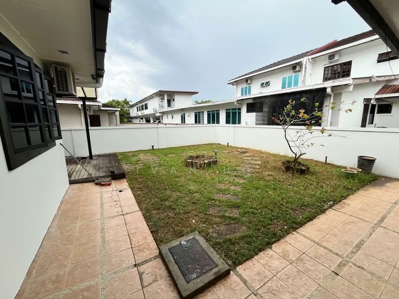 Rumah Berkembar untuk Dijual di Kuching (Sarawak) - Ivan Ho - Exterior - PropertyGuru.com.my