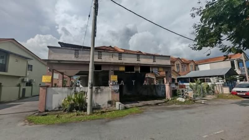 2-storey Terraced House for Sale in Puchong (Selangor) - Fifi Natasya - Exterior - PropertyGuru.com.my