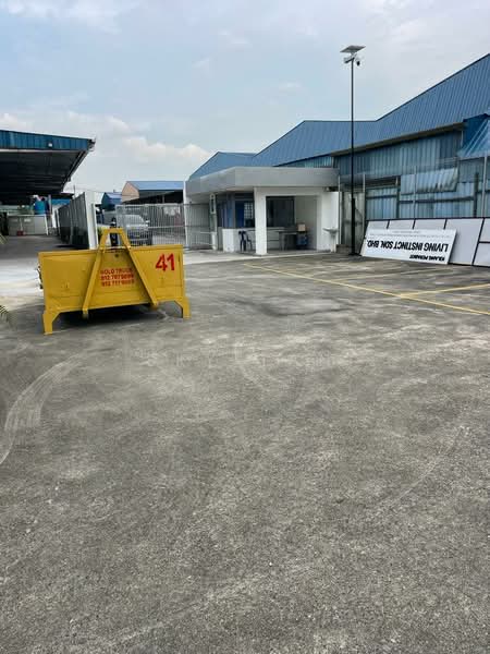 Kilang untuk Disewa di Ulu Tiram (Johor) - Sky Tan - Exterior - PropertyGuru.com.my