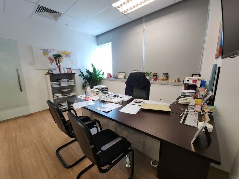 Pejabat untuk Disewa di KL Eco City (Kuala Lumpur) - Pik Har Chan - Study - PropertyGuru.com.my