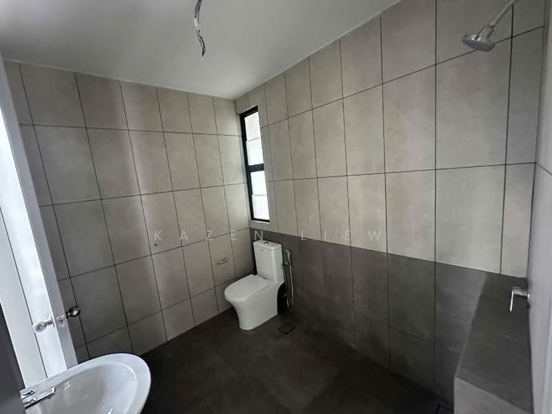 Rumah Teres 3 Tingkat untuk Dijual di Puncak Alam (Selangor) - Kazen Liew - Bathroom - PropertyGuru.com.my
