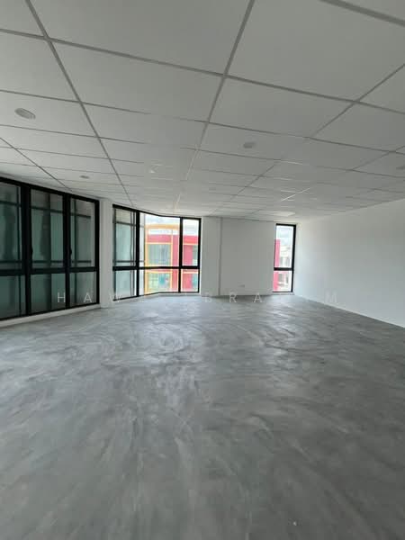 Kedai / Pejabat untuk Disewa di Bandar Seri Putra (Bangi) - Hawa Ibrahim - Interior - PropertyGuru.com.my