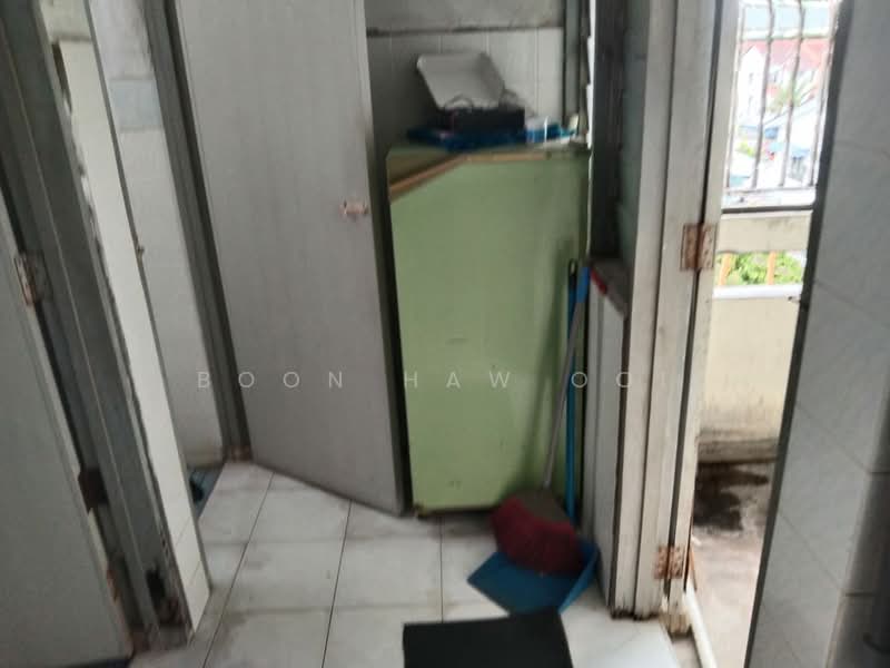 Rumah Flat untuk Dijual di Taman Belimbing II - Boon Haw Ooi - Corridor - PropertyGuru.com.my
