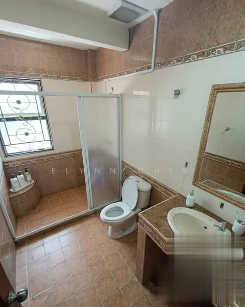 Semi-Detached House for Rent in SS14 (Subang Jaya) - Elynn Chia - Bathroom - PropertyGuru.com.my