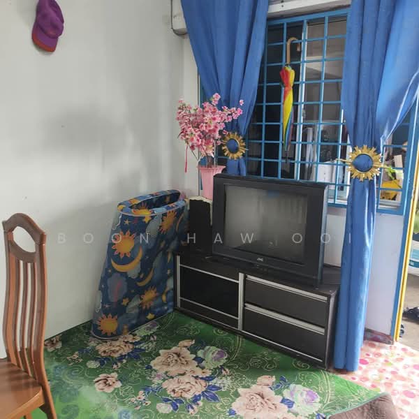 Flat for Sale at Taman Perai Indah - Boon Haw Ooi - Living Room - PropertyGuru.com.my
