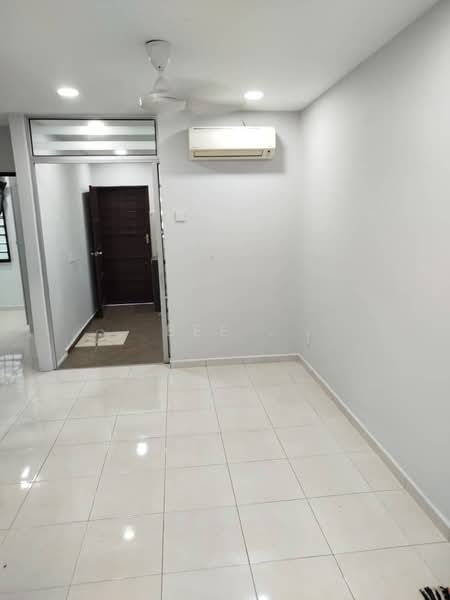 Rumah Bandar untuk Dijual di Taman Limbongan Permai (Klebang) - Bee . - Interior - PropertyGuru.com.my
