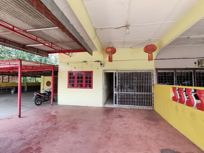 1-storey Terraced House for Sale in Kapar (Selangor) - Lex How - Exterior - PropertyGuru.com.my
