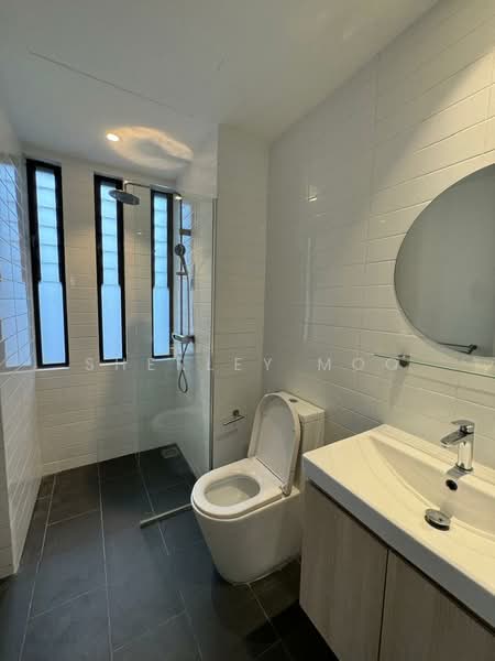 Kondominium untuk Disewa di Seni Mont Kiara - Sherley Moo - Bathroom - PropertyGuru.com.my
