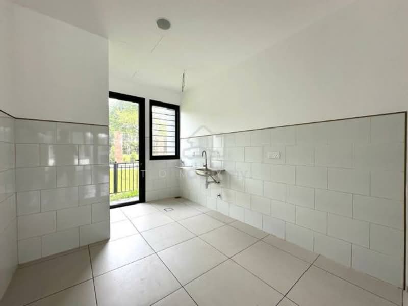 Rumah Teres untuk Dijual di Shah Alam (Selangor) - Tom Yip - Kitchen - PropertyGuru.com.my
