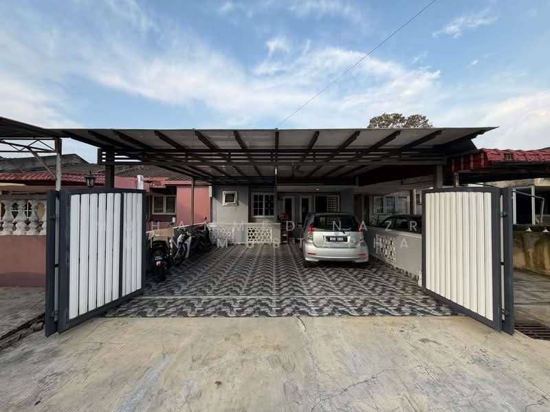 Rumah Teres 2 Tingkat untuk Dijual di Taman Bukit Chedang (Seremban) - Muhammed Nazri bin Mustapha - Exterior - PropertyGuru.com.my