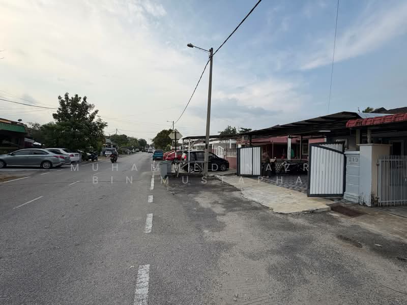 Rumah Teres 2 Tingkat untuk Dijual di Taman Bukit Chedang (Seremban) - Muhammed Nazri bin Mustapha - Exterior - PropertyGuru.com.my