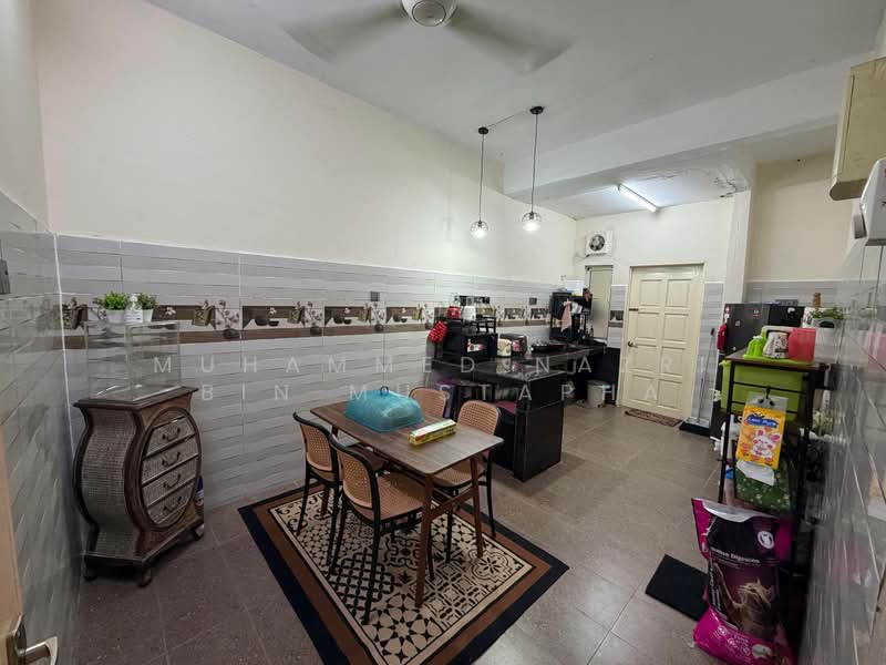 Rumah Teres 2 Tingkat untuk Dijual di Taman Bukit Chedang (Seremban) - Muhammed Nazri bin Mustapha - Kitchen - PropertyGuru.com.my