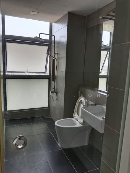 Condominium for Rent at Lakefront Residence - Jordan Leong - Bathroom - PropertyGuru.com.my