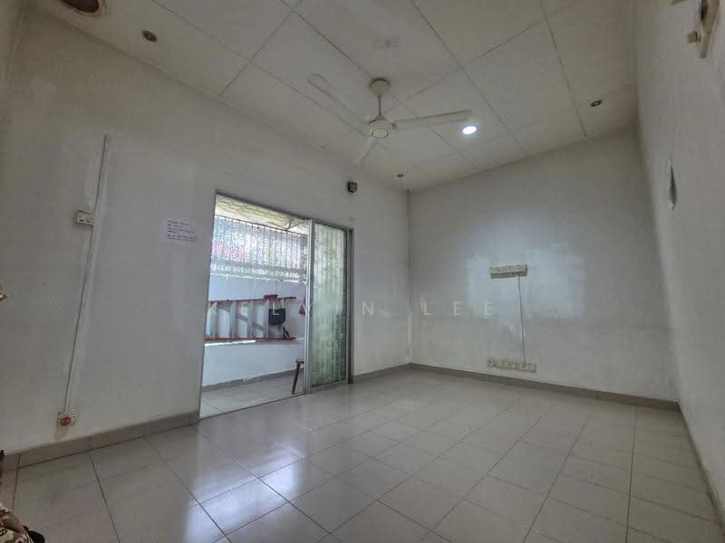 1.5-storey Terraced House for Sale in Usj 11 (Subang Jaya) - Kelvin Lee - Interior - PropertyGuru.com.my