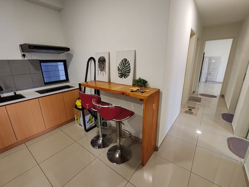 Service Residence for Sale at D'Cosmos Residences - Tom Lee - Kitchen - PropertyGuru.com.my