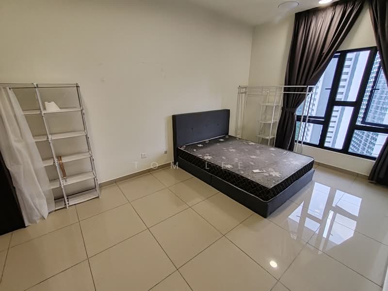 Service Residence for Sale at D'Cosmos Residences - Tom Lee - Bedroom - PropertyGuru.com.my