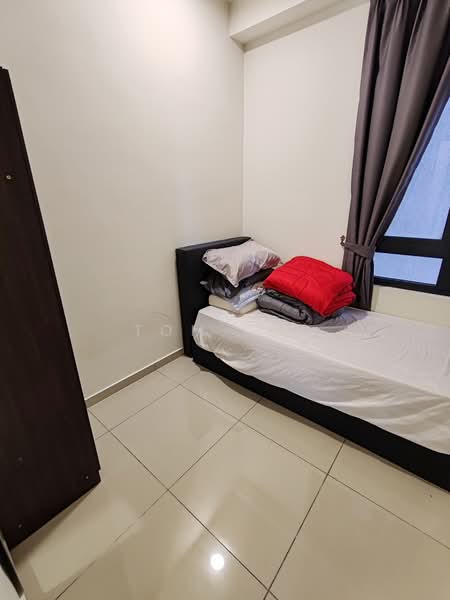 Service Residence for Sale at D'Cosmos Residences - Tom Lee - Bedroom - PropertyGuru.com.my
